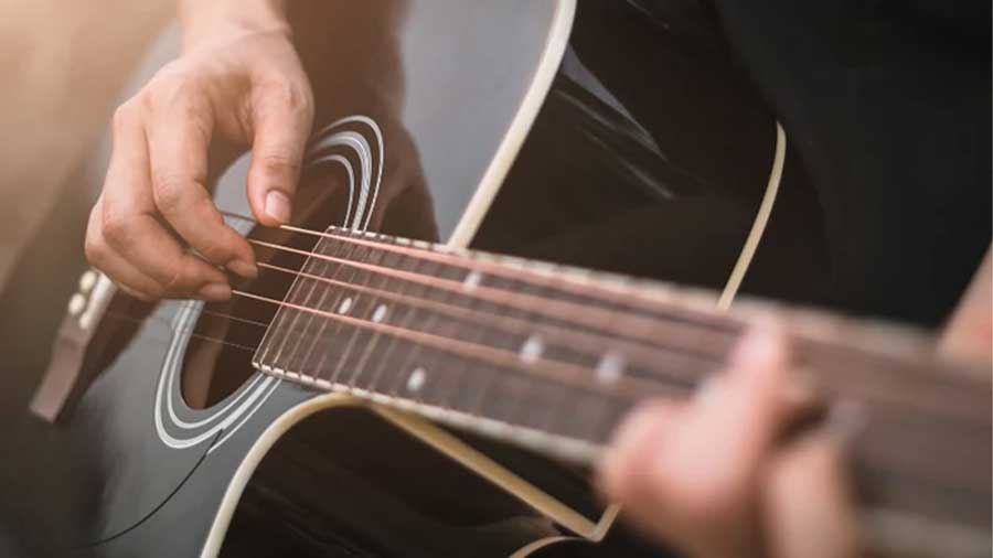 Guitar strumming