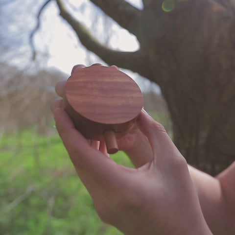 Wooden Gonda disk knocker tone block made of mango wood sound demonstration